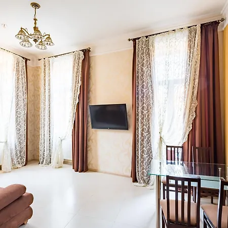Apartman Leogrand On Doroshenka Street 1 *